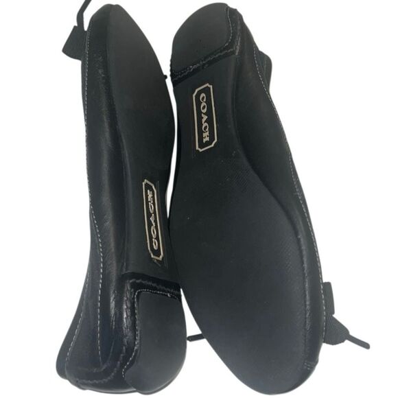 Coach Sarah Black Leather C Logo Ribbon Bow Accent Slip On Flats Size 7.5 - Picture 3 of 10